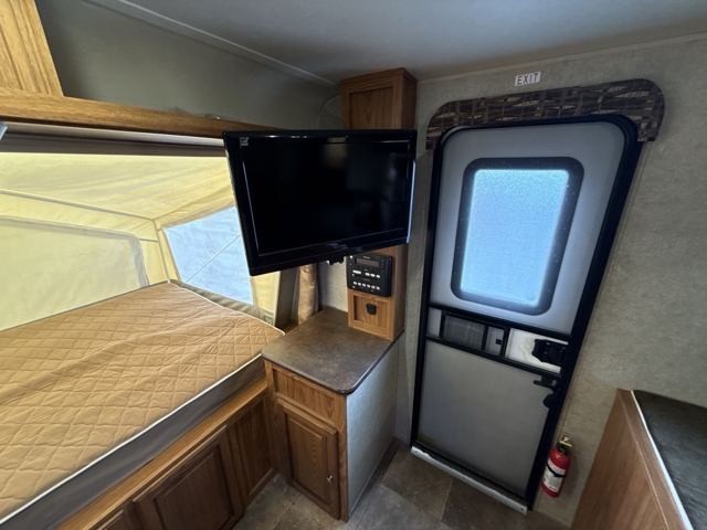2013 Forest River Rockwood Roo 23SS — photo 3 of 8