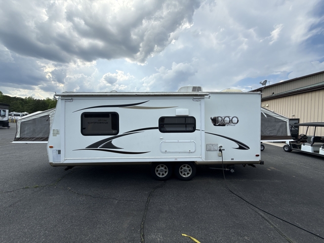 2013 Forest River Rockwood Roo 23SS — photo 6 of 8