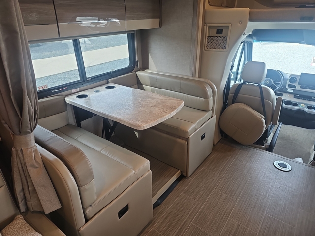 2023 Thor Delano 24FB — photo 3 of 8