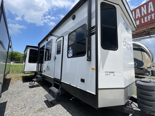 2026 Jayco Jay Flight Bungalow 40RLTS — photo 5 of 8