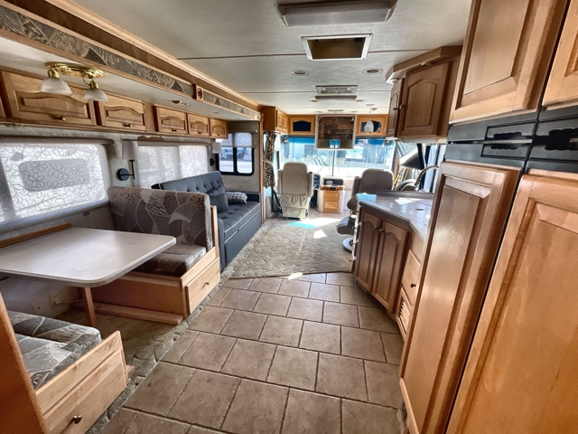 2003 Tiffin Allegro Bus 35RP — photo 3 of 8