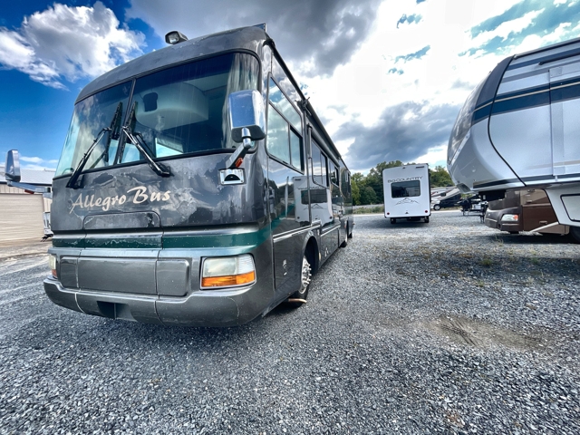 2003 Tiffin Allegro Bus 35RP — photo 6 of 8