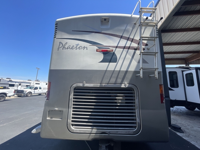 2003 Tiffin Phaeton 40GH — photo 7 of 8