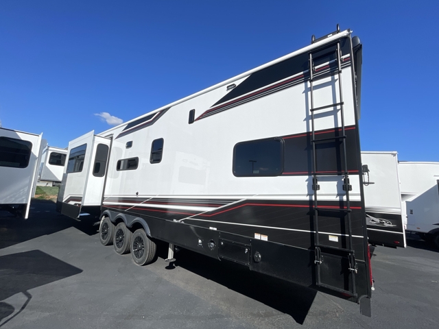 2026 Jayco Seismic 399 — photo 7 of 8