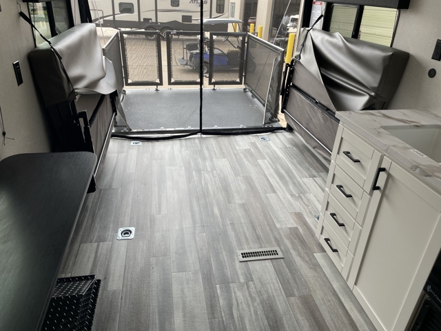 2026 Jayco Jay Flight SLX 265TH — photo 3 of 8