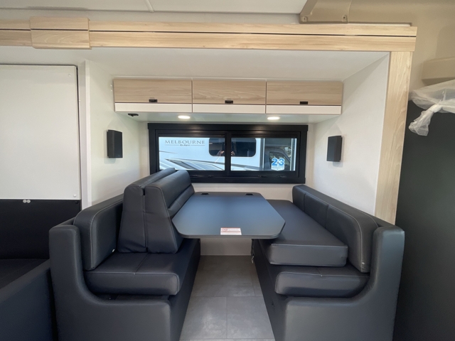 2026 Jayco Melbourne Prestige 25RP — photo 2 of 8
