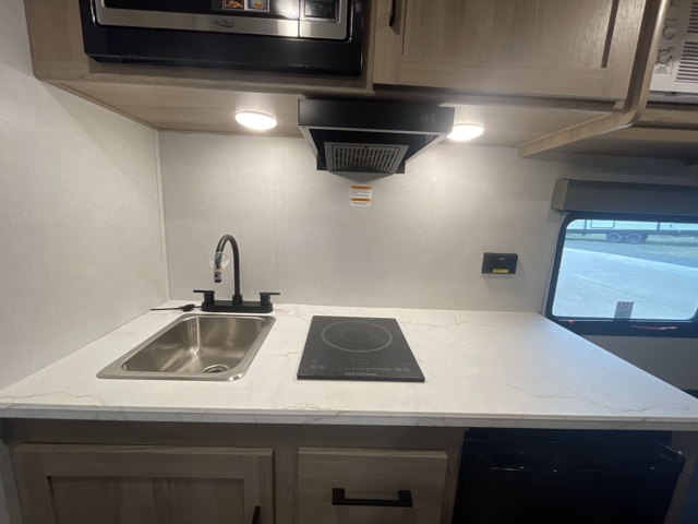 2026 Keystone Coleman 13B — photo 4 of 8