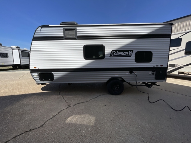 2026 Keystone Coleman 17B — photo 6 of 8