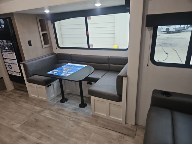 2026 Jayco Eagle Sle 28BHU — photo 4 of 8
