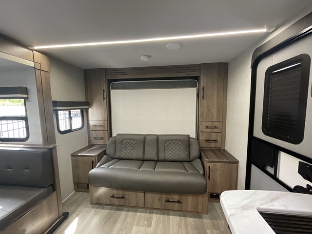2025 Grand Design Imagine XLS 22BHE — photo 3 of 8