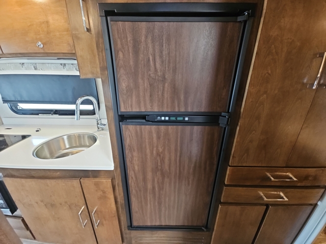 2019 Tiffin Wayfarer 25QW — photo 7 of 8