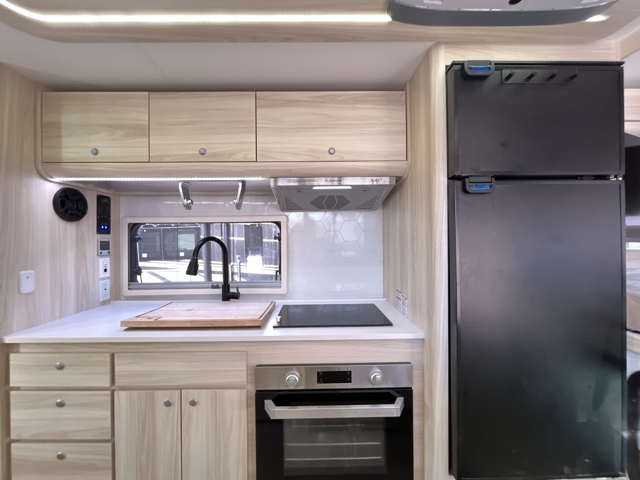 2025 Nucamp Cirrus 920 — photo 8 of 8