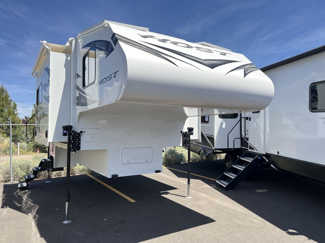 2027 Host Host Campers Mammoth — photo 5 of 8