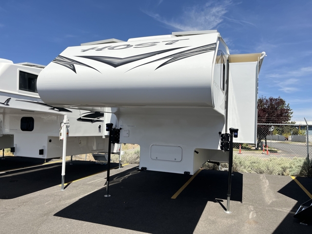2027 Host Host Campers Mammoth — photo 6 of 8