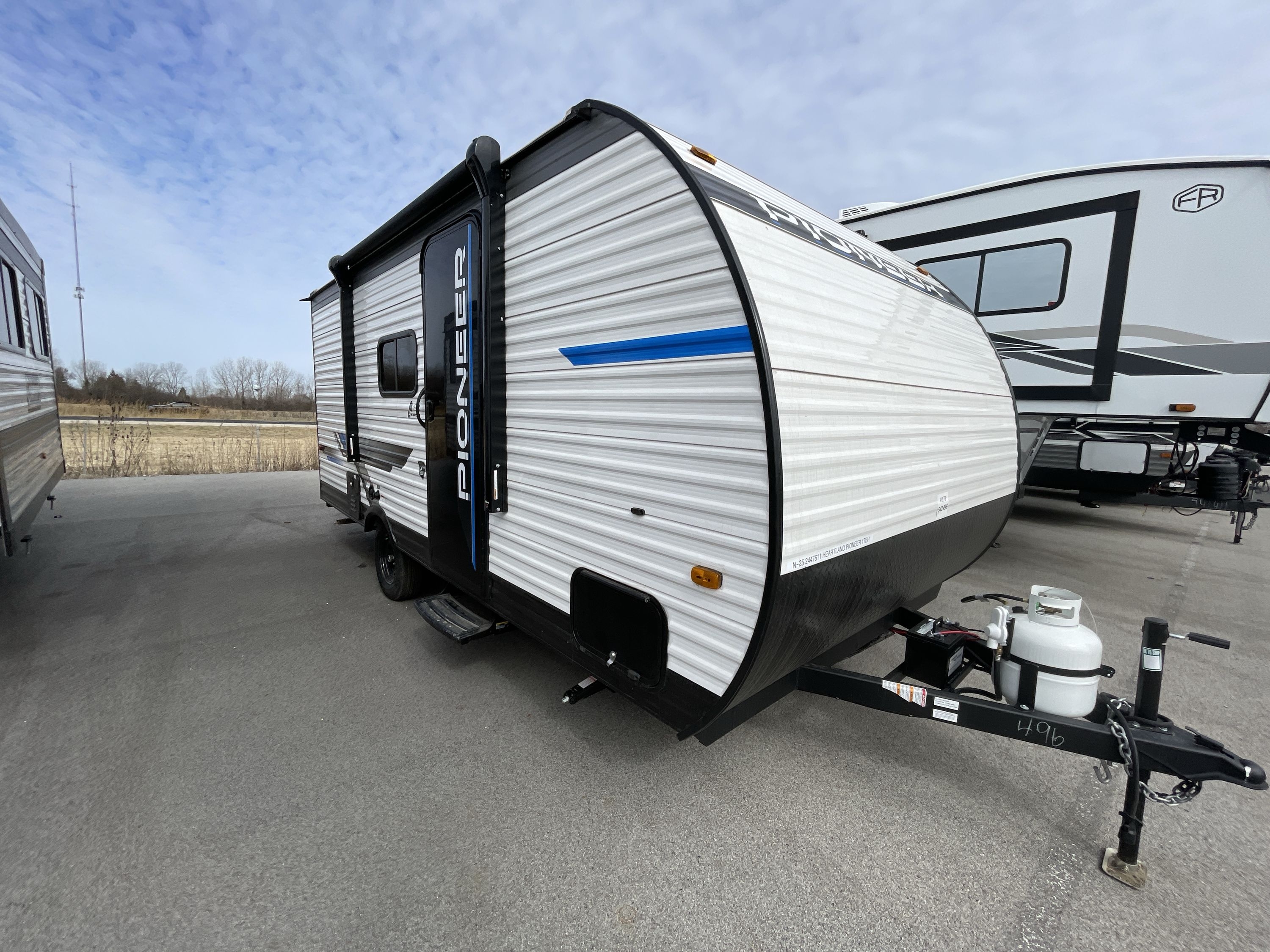 Gymax Patio 6,6 ft. x 6,6 ft. Blue Pop-up Canopy Tent UPF 50