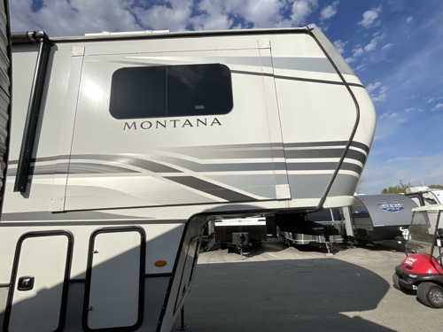 RV carousel image 1