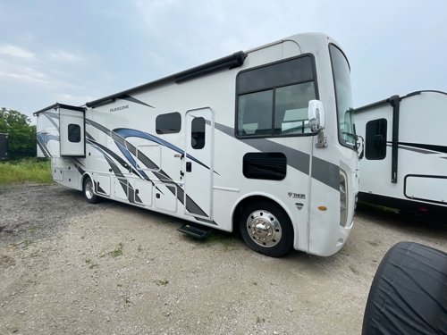 RV carousel image 1