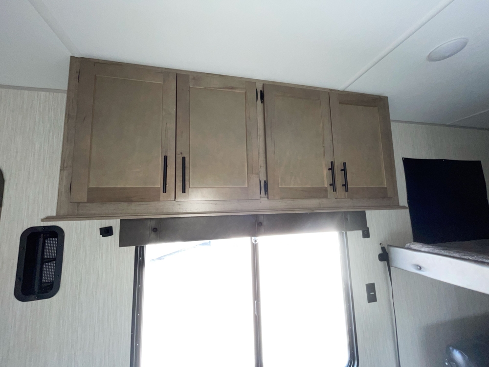 cabinet-2