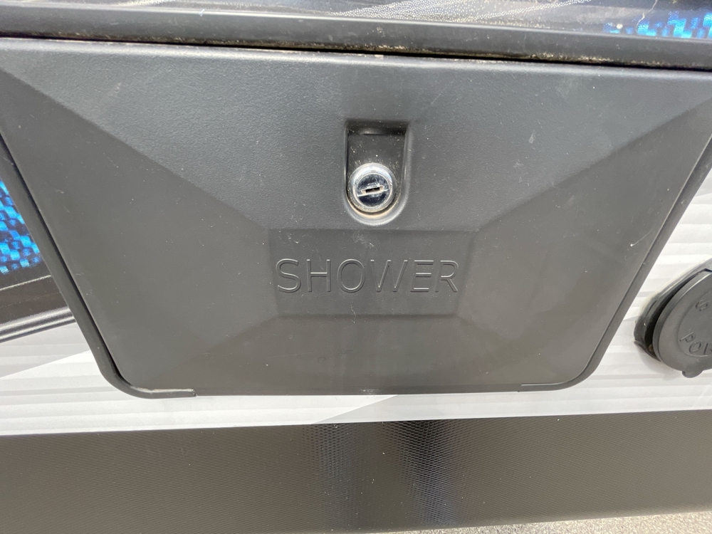 outside-shower