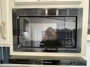kitchen-microwave