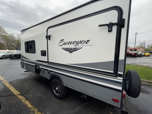 2018 Forest River Surveyor 191T — photo 4 of 5