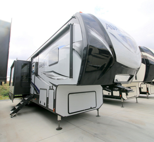 Camping World Council Bluffs >> Keystone Avalanche 396BH RVs for Sale - Camping World RV Sales Camping World Council Bluffs >> Keystone Avalanche 396BH RVs for Sale - Camping World RV Sales