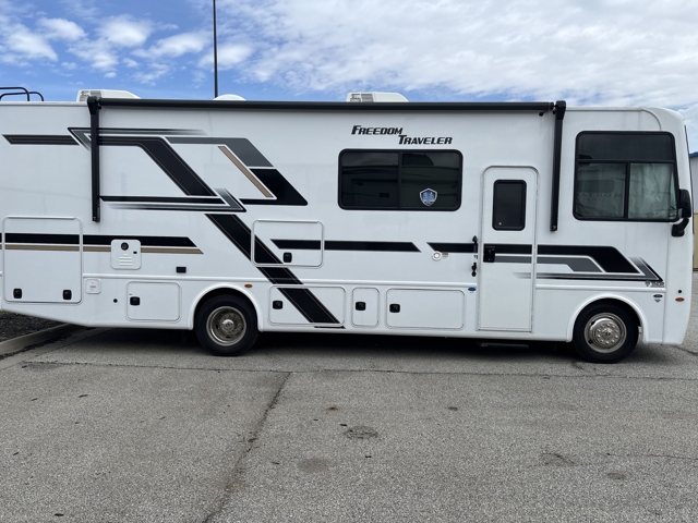 2027 Thor Freedom Traveler A29 — photo 6 of 8
