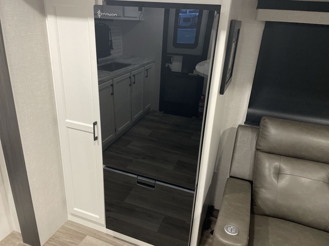 2026 Venture RV Stratus 241VRK — photo 8 of 8