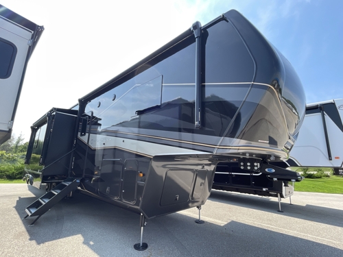 RV carousel image 1
