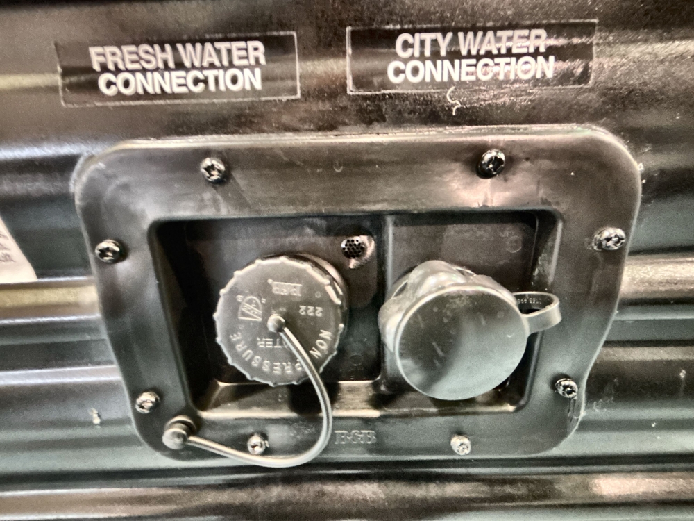 water-center-convenience-station