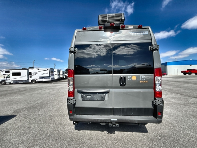 2025 Winnebago Solis Pocket 36A — photo 7 of 8