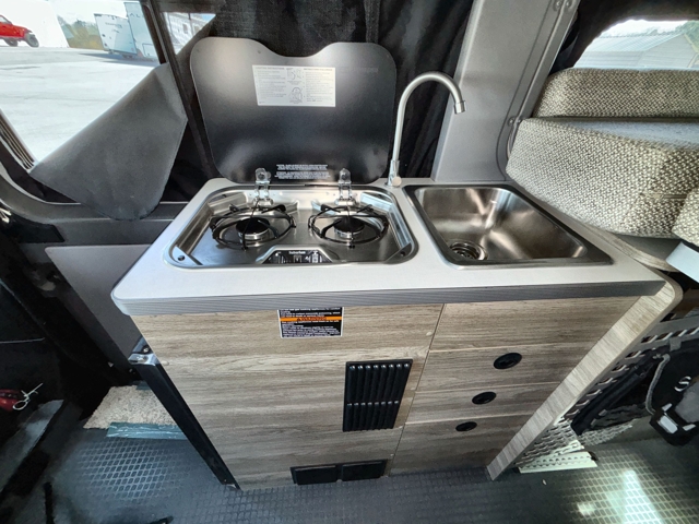 2025 Winnebago Solis Pocket 36A — photo 8 of 8