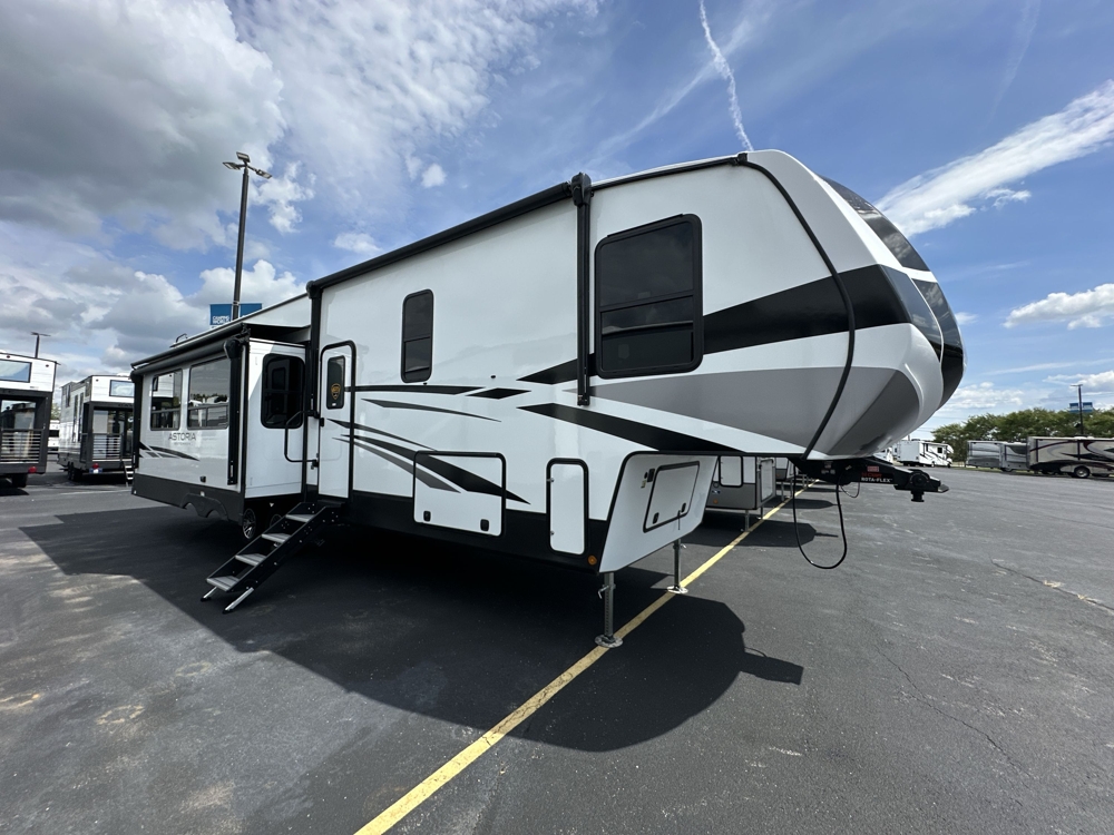 2026 Dutchmen Astoria 3403RKP