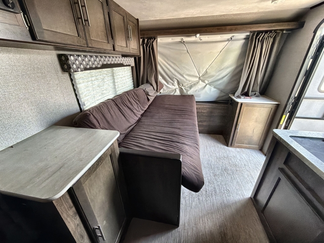 2019 Coleman Coleman Light LX 1601EXP — photo 3 of 8