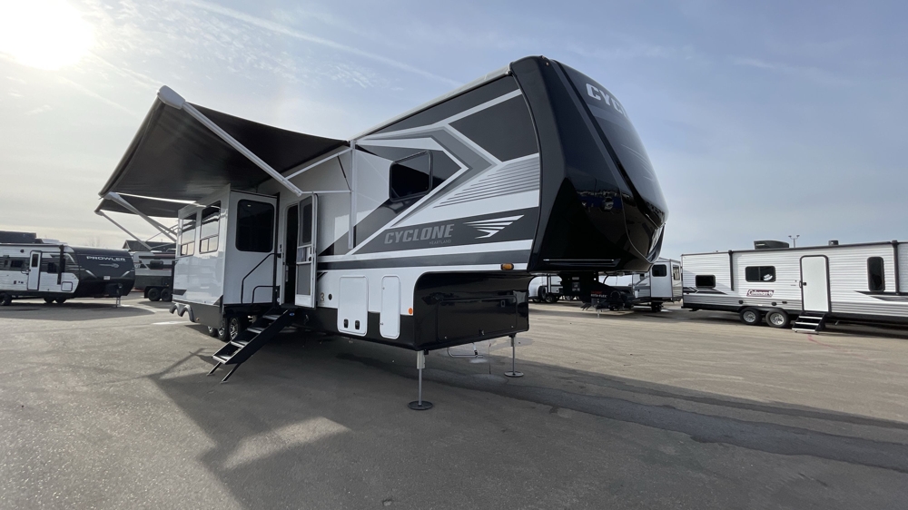 2026 Heartland Cyclone 3914