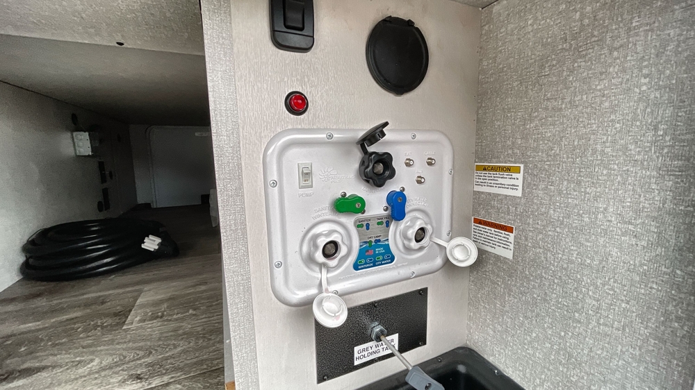 water-center-convenience-station