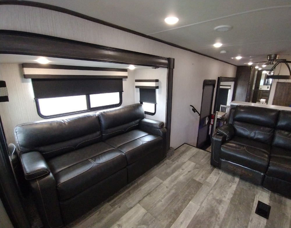 Forest river sandpiper 391flrb camping world of alvarado 2246358