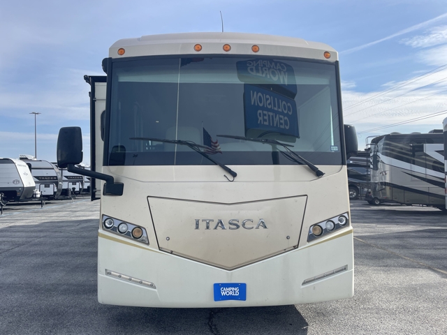 2016 Winnebago Solei 36G — photo 5 of 8