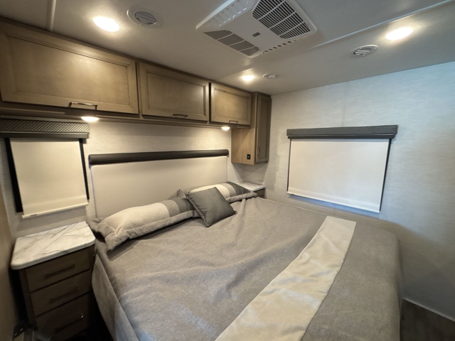 2026 Thor Freedom Traveler A32 — photo 8 of 8