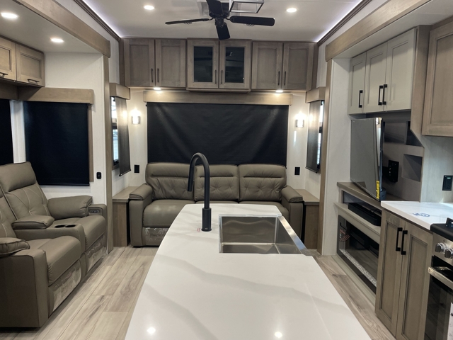 2026 K-Z RV Durango Gold 310RLQ — photo 3 of 8