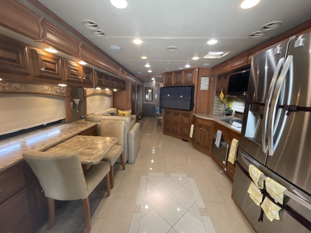 2014 Thor Tuscany 40RX — photo 4 of 8
