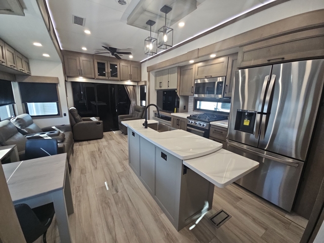 2026 K-Z RV Durango Gold 382MBF — photo 3 of 8