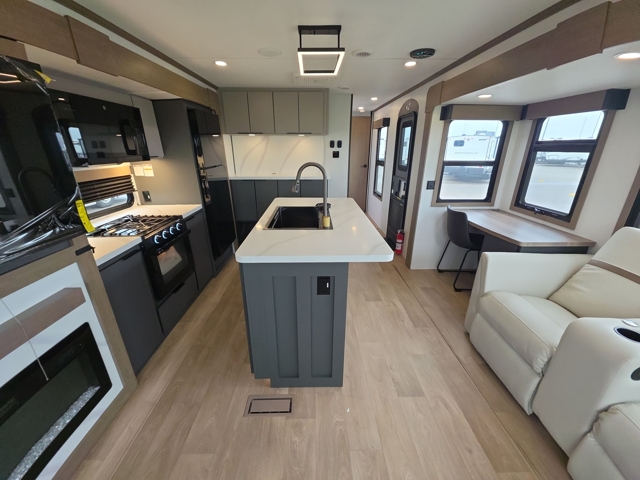 2026 K-Z RV Domani 323RL — photo 4 of 8