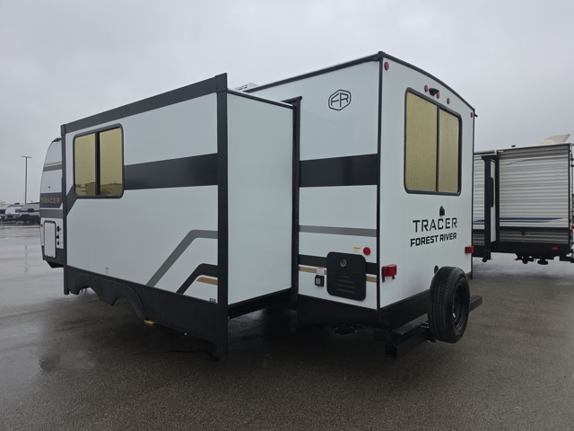 2026 Prime Time Tracer 235RK — photo 7 of 8