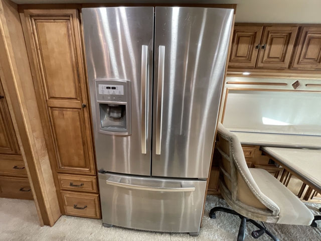 2014 Itasca Ellipse 42QD — photo 7 of 7