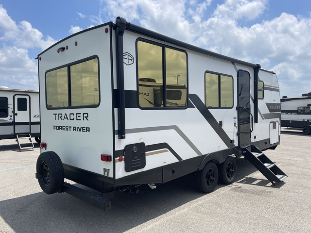 2027 Prime Time Tracer 220RS — photo 5 of 8