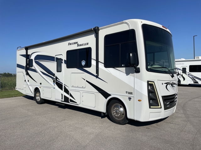 2024 Thor Freedom Traveler B30 — photo 1 of 8