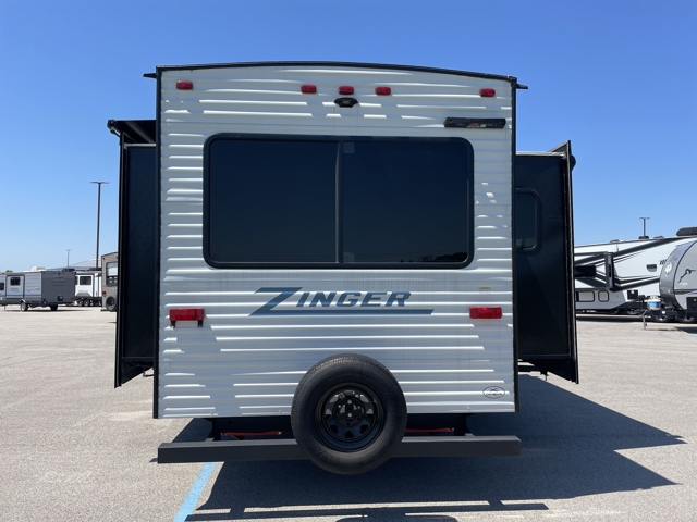 2025 Crossroads Zinger 340RE — photo 8 of 8