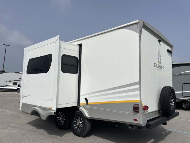 2023 Ember Touring 20FB — photo 7 of 8