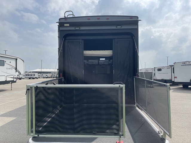 2017 Jayco Seismic 4212 — photo 8 of 8